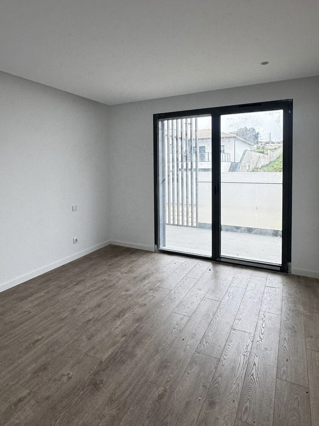 Apartamento T3 novo, segundo quarto