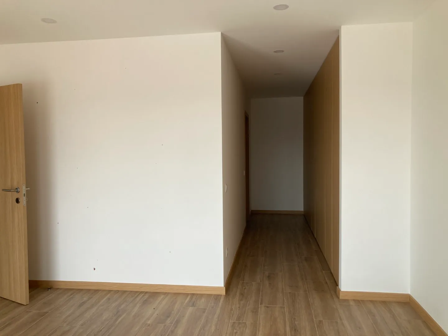 Moradia contemporânea V4 em Fátima — casa de banho