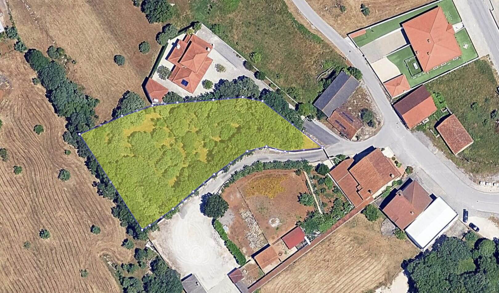 Terreno para construção 2182 m² - Eira da Pedra
