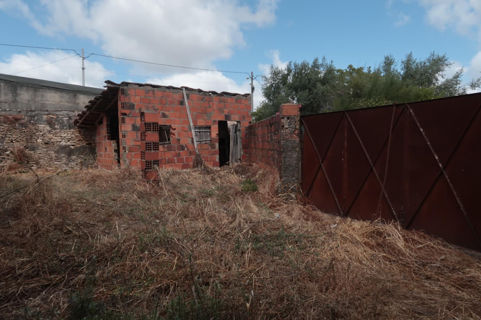 Moradia para recuperação na Maxieira - Fatima