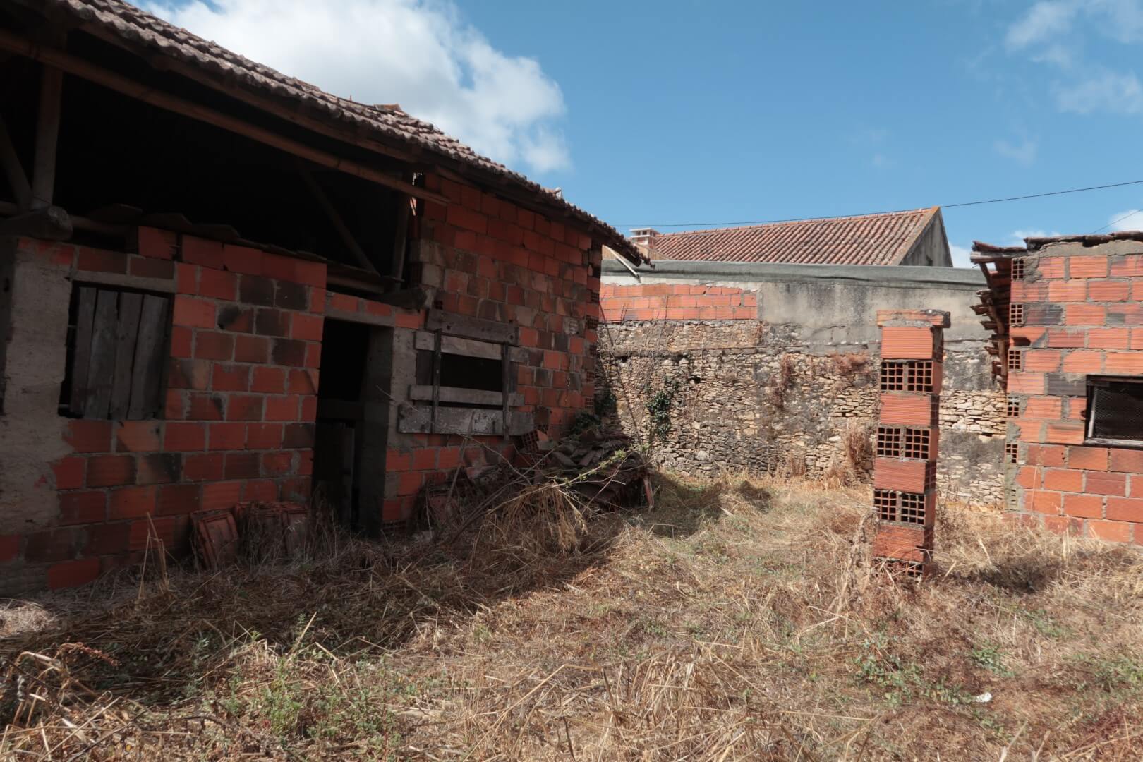 Moradia para recuperação na Maxieira - Fatima