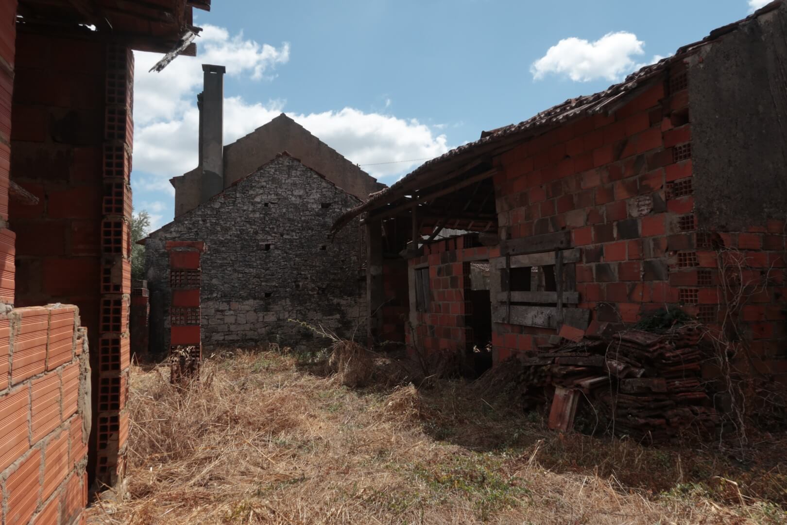 Moradia para recuperação na Maxieira - Fatima