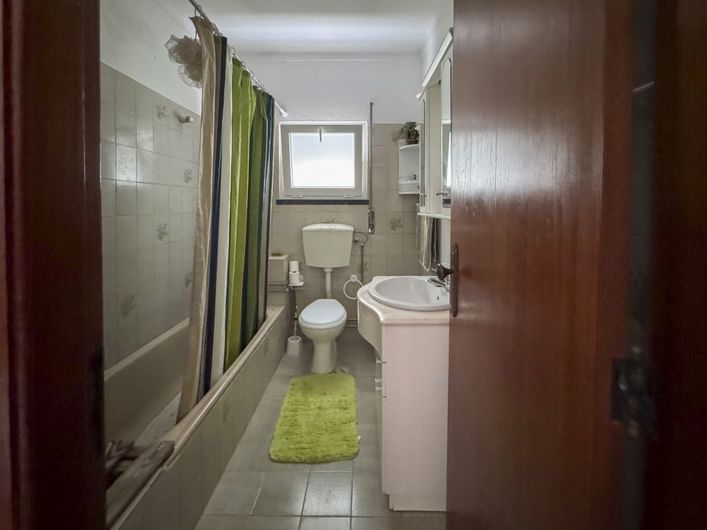 Moradia T4 em São Sebastião / Ourém interior foto 14