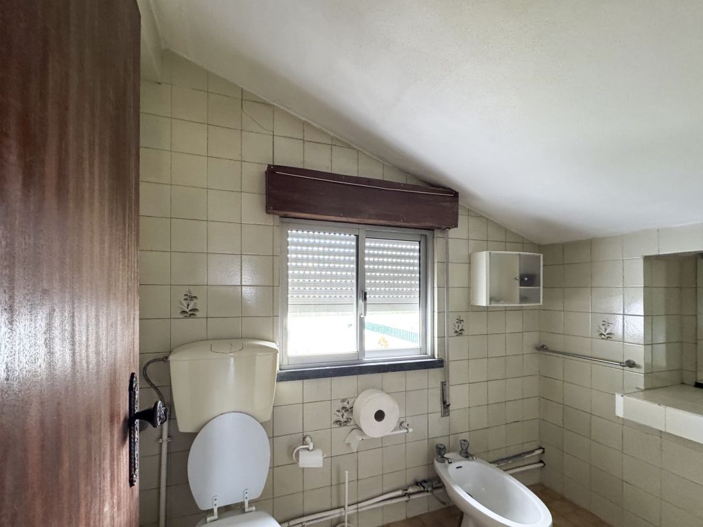 Moradia T4 em São Sebastião / Ourém interior foto 18