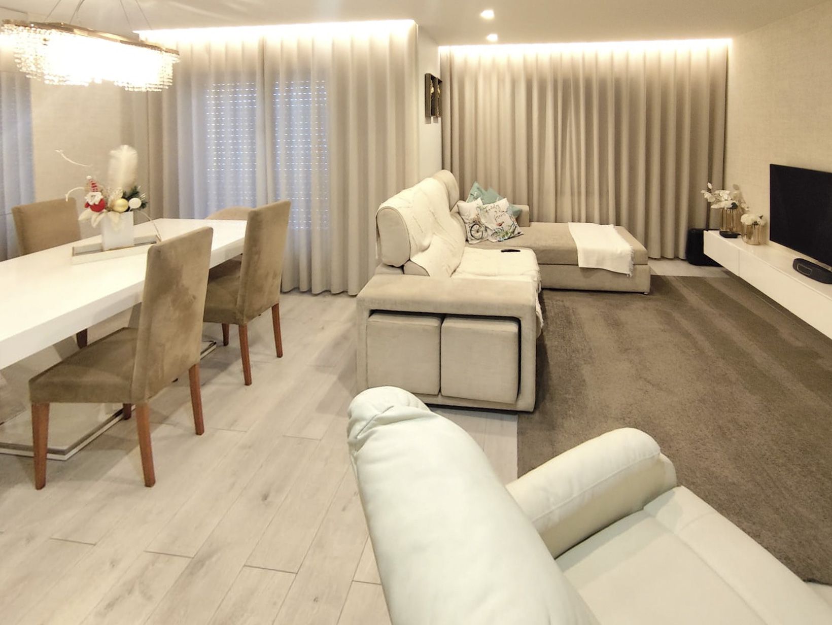 Apartamento T3 renovado no centro de Fátima foto 1