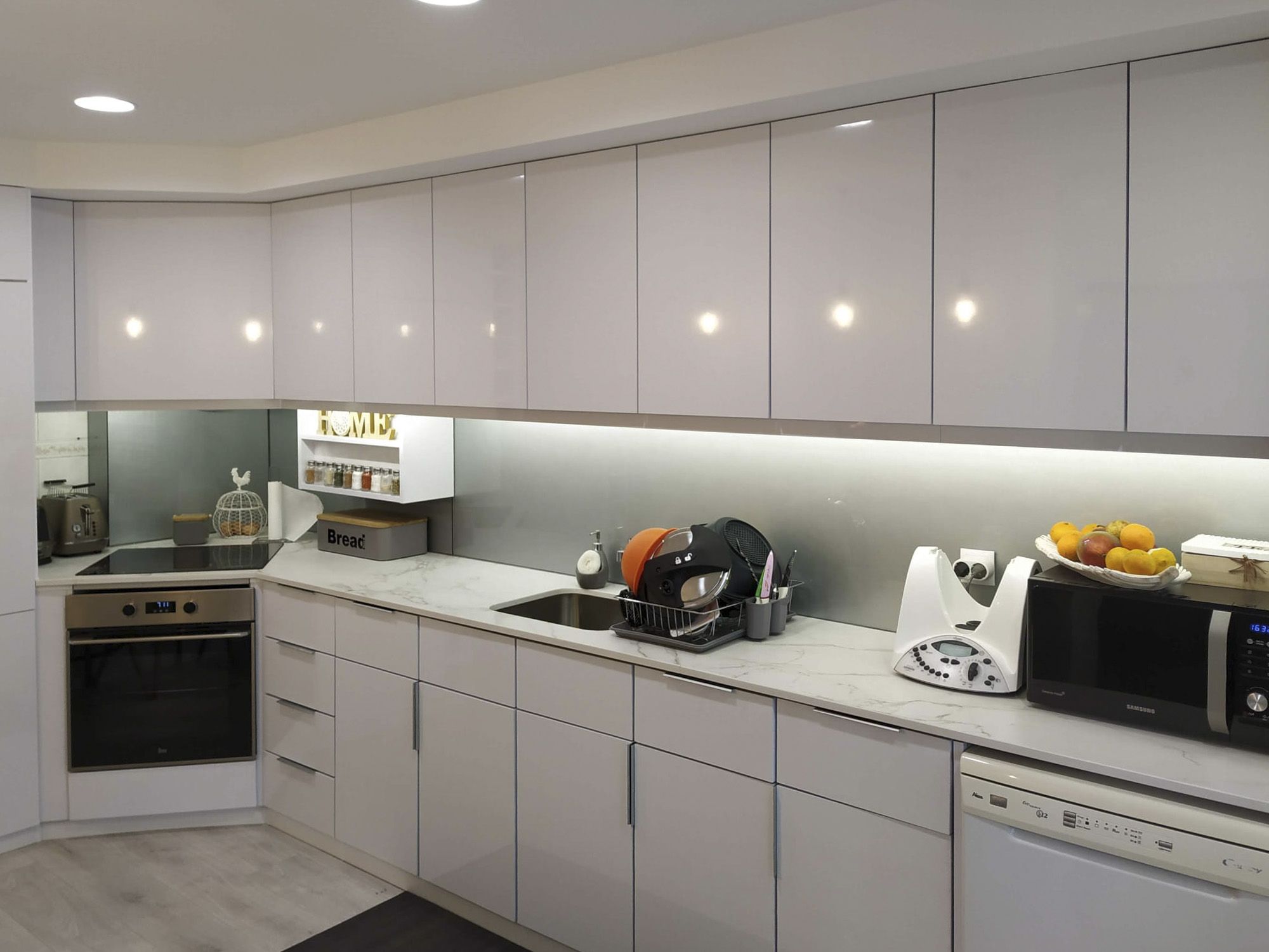 Apartamento T3 renovado no centro de Fátima foto 10