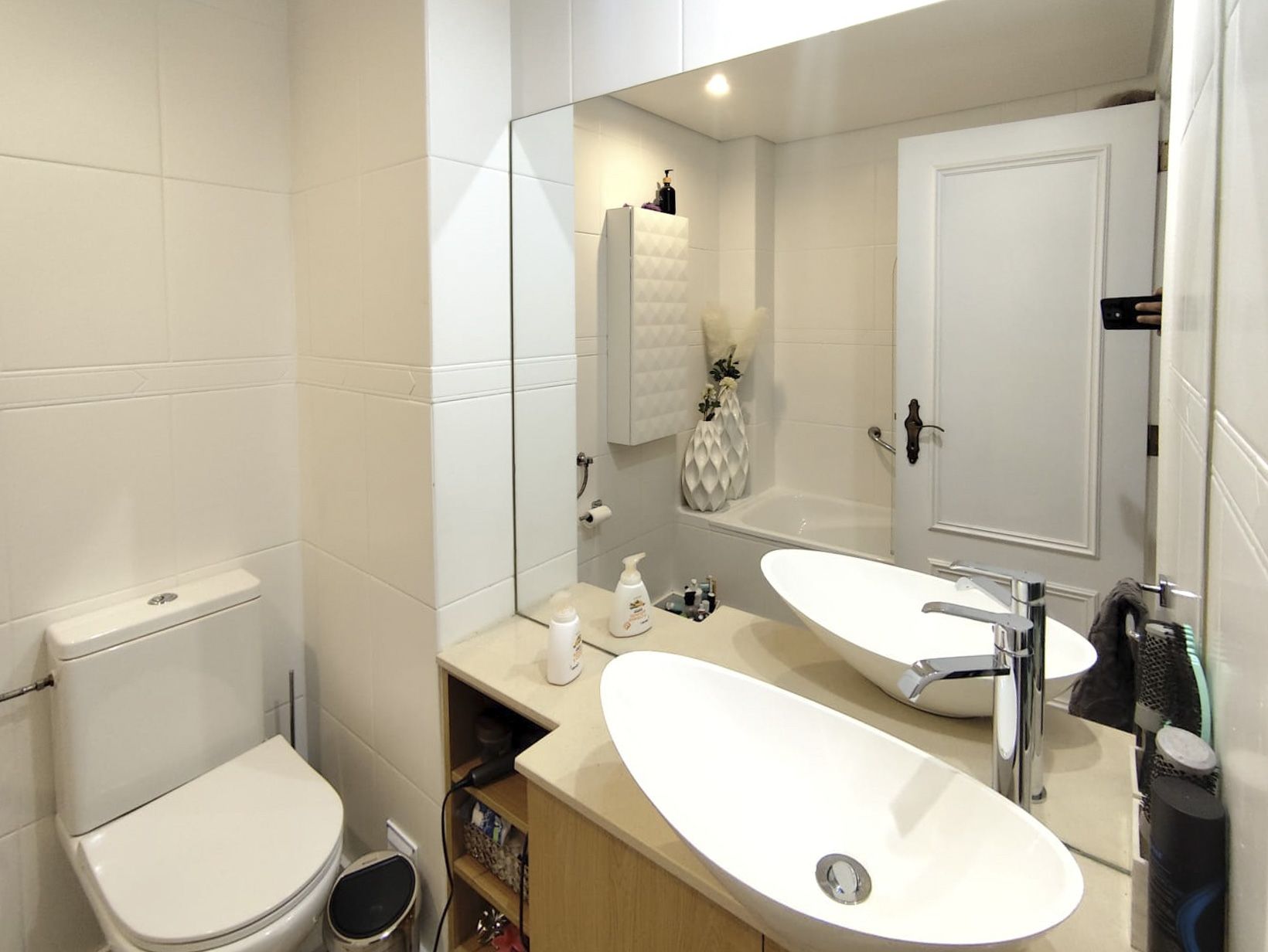 Apartamento T3 renovado no centro de Fátima foto 4
